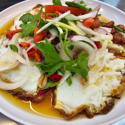 ยำไข่ดาว