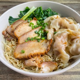 บะหมี่เกี๊ยวหมูแดงจัมโบ้!!!