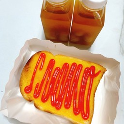 ขนมปังสตรอว์เบอรี่