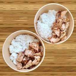 ข้าวหมูกระเทียม