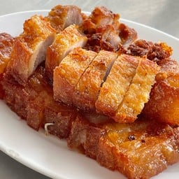 หมูทอดน้ำปลาราดข้าว