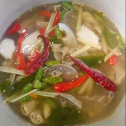 ต้มแซบเครื่องในหมู