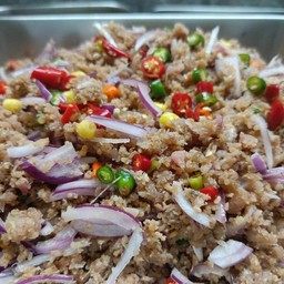 ปลาส้มทรงเครื่อง