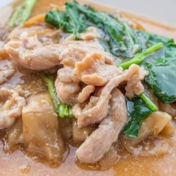 ราดหน้าหมู