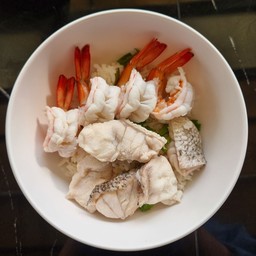 ข้าวต้มปลาเก๋า + กุ้ง