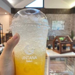 ส้มจี๊ดโซดา