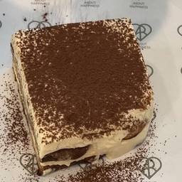 Tiramisu (Delivery แบบกล่องนะคะ) อร่อยนัวร์แน่นอน