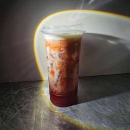 นมสดสตรอเบอร์รี่-เย็น