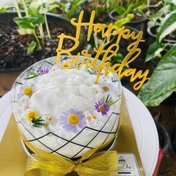 เค้กนมสด 1 รส (มะพร้าวอ่อน) 1 ปอนด์ (แถมฟรีป้ายHBDอันใหญ่)