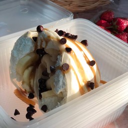 ฝอยทองและกล้วยราดคาราเมล+โอรีโอ้และบราวนี่ราดคาราเมล