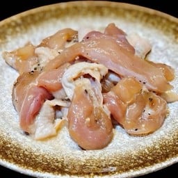 Bm7 ไก่นุ่มหมักซอส Tender Chicken Marinated In Sauce 
