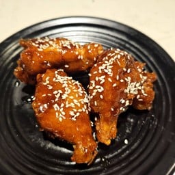 ไก่ทอดเกาหลีปีกบน 3 ชิ้น