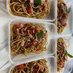 Me&Meow - สปาเกตตี ปิ่นเกล้า