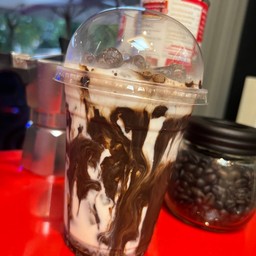 นมสด โอวัลตินลาวา