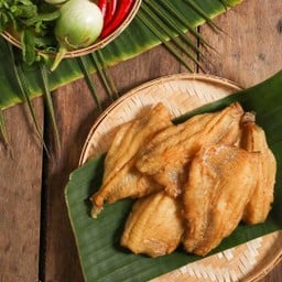 ร้านกล้วยปิ้งสองพี่น้อง by น้องโกโก้ สาขาลาดพร้าว