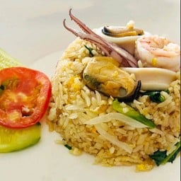 ข้าวผัดทะเล