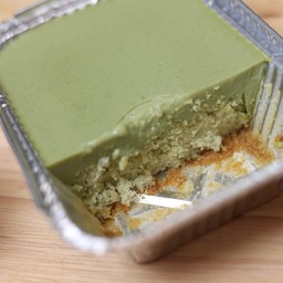 เค้กชาเขียวหน้านิ่ม S (240 ML)