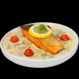 สเต็กปลาแซลมอนซอสครีมเห็ดทรัฟเฟิล Salmon Steak With Mushroom Truffle Sauce