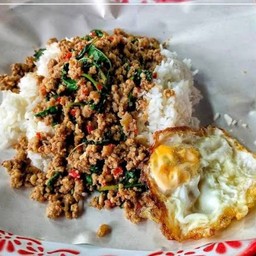 บุญญิสา กะเพราถาด & ก๋วยเตี๋ยวไก่มะระ