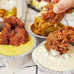 ไก่กรอบ ไก่ทอดเกาหลี ยำไก่แซ่บ พิซซ่า ไก่กรอบ ไก่แซ่บ ไก่ทอดเกาหลี