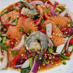 ตำเหลากุ้งสดแชลม่อน