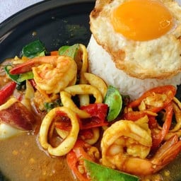 กุ้งหมึก ผัดพริกแกงใต้