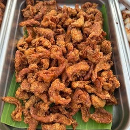 ข้าวเหนียวหนังไก่ทอด