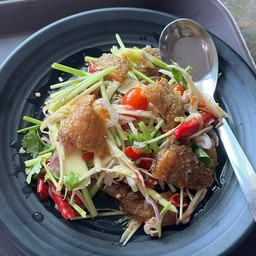 ยำปลาสลิด