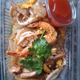 ก๋วยเตี๋ยวคั่วไข่(เส้นใหญ่) ต้องเบิ้ล