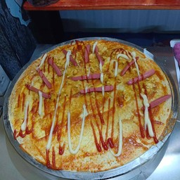 พริกเผาไส้กรอกหมูหยอง