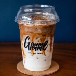 Iced Caramel Macchiato