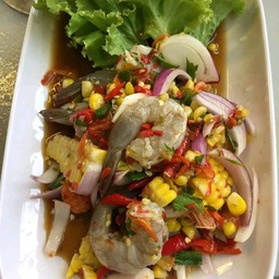 ยำข้าวโพดกุ้งสด