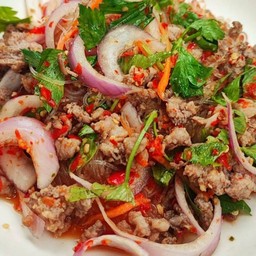 ยำหมูสับ (เลือกเส้นตามชอบค่ะ)
