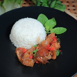 กระเพราเอ็นแก้วตุ๋น