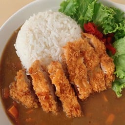 ข้าวหมูทอดทงคัตสึ แกงกระหรี่