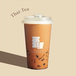 ชาไทยคำตาลใส่ลอดช่องและบุกบราว