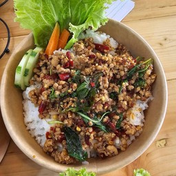 กะเพราหอมครัวบ้านป๊อป