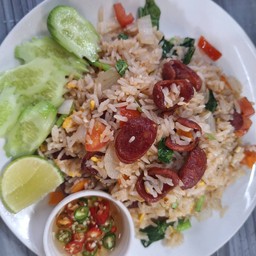 ข้าวผัดกุนเชียง