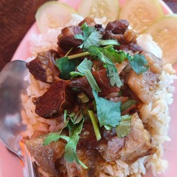 ข้าวหน้าหมูตุ๋น