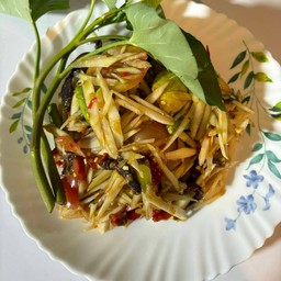 ส้มตำปากโป By เจ๊ฟิวส์ สามแยกวัดกลางคลอง