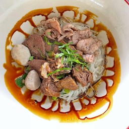 ก๋วยเตี๋ยวหมู
