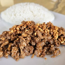ข้าว หมูสับกระเทียม