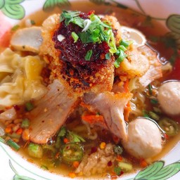 ก๋วยเตี๋ยวต้มยำน้ำ