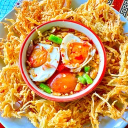 ส้มตำทอด-ไข่เค็ม