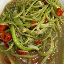 ผัดผักบุ้งไฟแดง