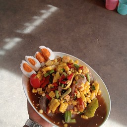 ข้าวโพดกุ้งสดไข่เค็ม