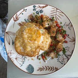 ข้าวราดคั่วพริกเกลือ