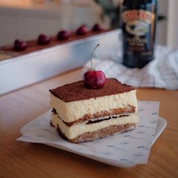 Classic Tiramisu