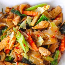 ผัดขี้เมา