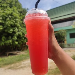 สตอเบอร์รี่โซดา